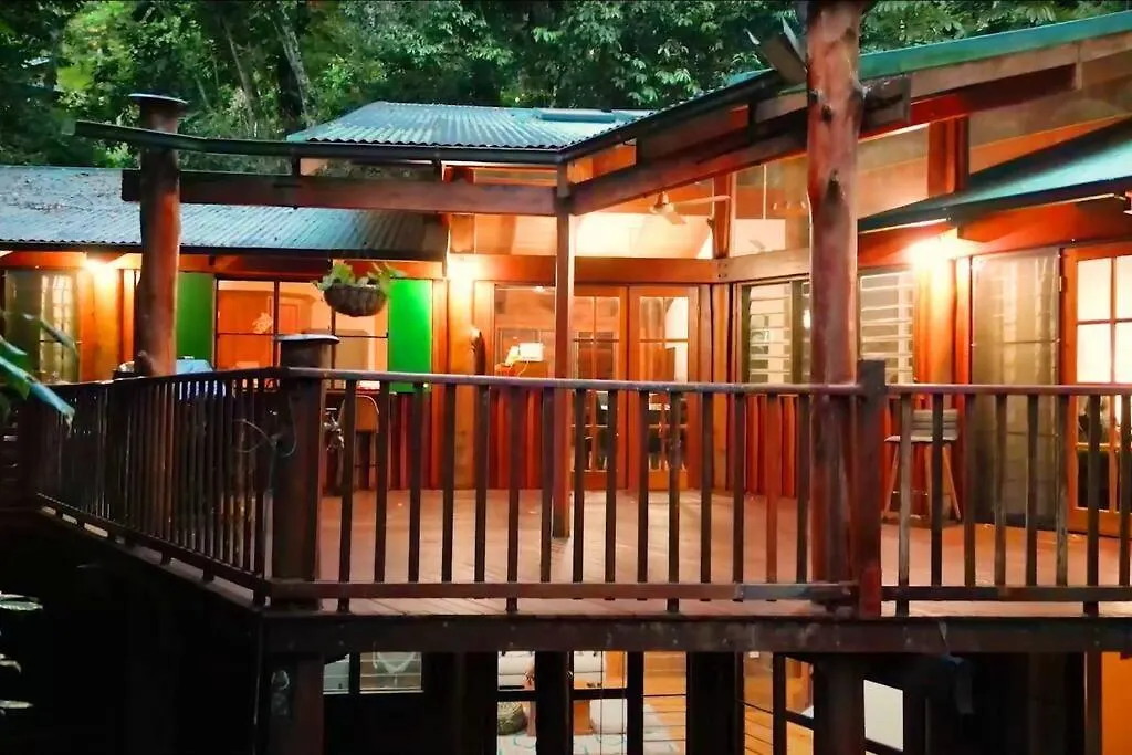 Tropical Timber Treetop Home 4Br Swimming Creek Stony Creek